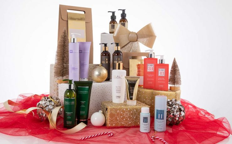 Cerchi un regalo unico? Scopri le 10 idee regalo per capelli